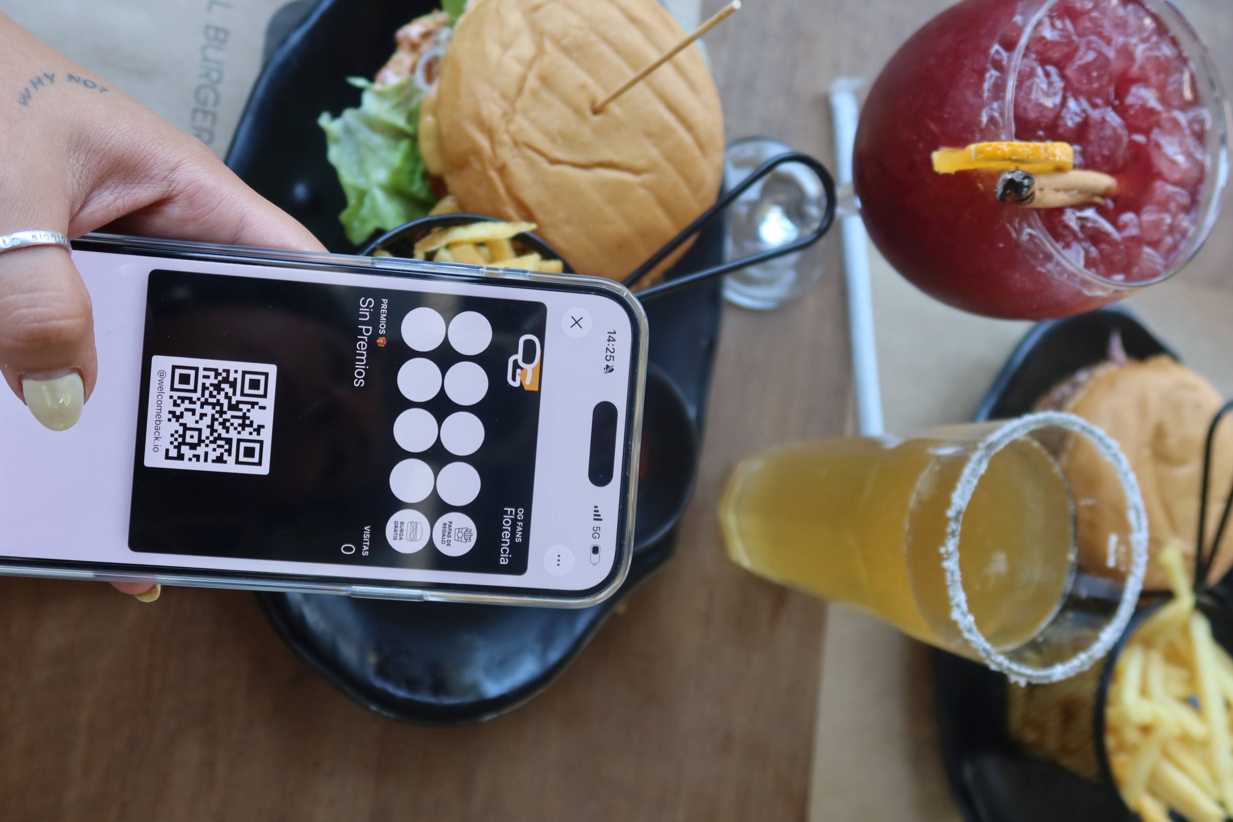 Welcome Back en acción 7