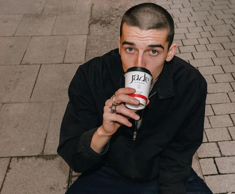 Welcome Back en acción 8